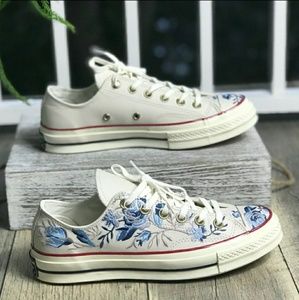 Floral converse